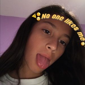 Meet your Posher, Samira